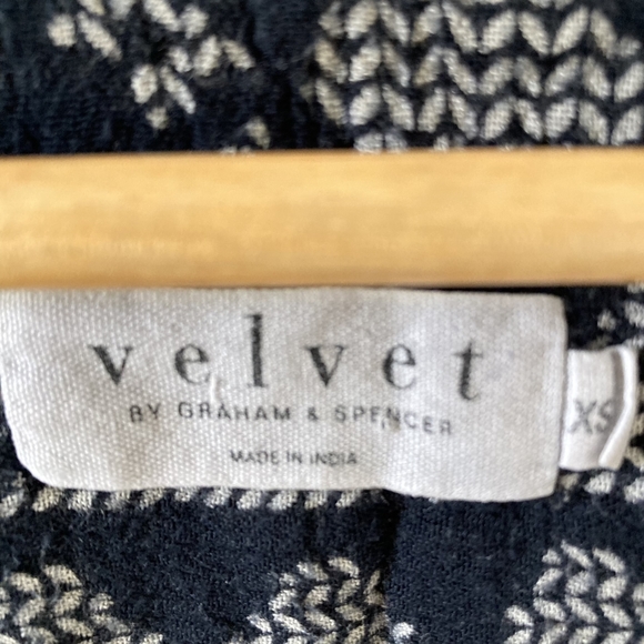 Velvet by Graham Spencer Women's Cheesecloth Blouse, UK Size 14 - Picture 10 of 14